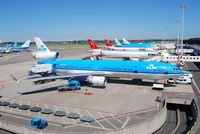 PH-KCA @ EHAM - Taken from Roof Terrace