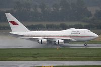 A9C-HAK @ LOWW - Goverment of Bahrain 747SP - by Andy Graf-VAP