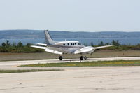 N797CF @ MGN - Landing RWY 28