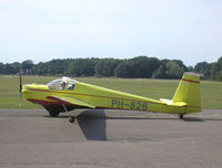 PH-826 @ EHHV - Hilversum Aerodrome , Dwarf Powered Gliders - by Henk Geerlings
