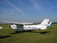 PH-SKN @ EHHV - Hilversum Aerodrome - by Henk Geerlings
