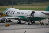 B-2439 @ VIE - Boeing 747-4EVF/ER/SCD - by Juergen Postl