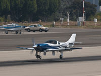 N323DE @ KSMO - N323DE arriving on RWY 21 - by Torsten Hoff