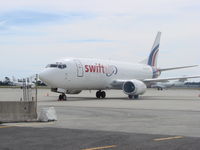 EC-KVD @ LPPR - Boeing 737-306(SF)
