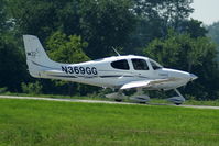 N369GG @ I19 - 2005 SR22