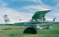 D-EDHN @ EDKB - Cessna 172R Skyhawk 2 at Bonn-Hangelar airfield - by Ingo Warnecke