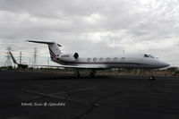 N499QS @ KGEU - Jonas Brothers Plane