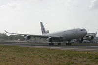 F-GLZJ @ TNCM - rotating from st maarten - by daniel jef
