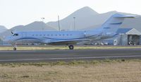 N989RJ @ TNCM - taxing to parking