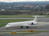 YR-HBA @ VIE - Medallion Air (Romania) MD 83 operated flights for SkyEurope - by P. Radosta - www.austrianwings.info