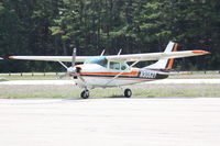 N3052Y @ MGN - Parked