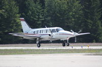 N59986 @ MGN - KRID-KMGN - Landing RWY 28