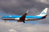 PH-BGB @ ESSA - On final approach to Arlanda. - by Henk van Capelle