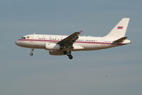 EK-RA01 @ EBBR - descending to rwy 25L