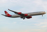 G-VEIL @ EGLL - Short final rwy 27R