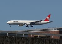TC-JJC @ EGLL - Short final rwy 27R