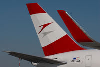 OE-LAX @ VIE - Austrian Airlines Boeing 767-300