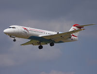 OE-LFL @ EBBR - Short final rwy 25L. - by Philippe Bleus