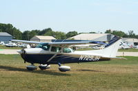 N729JH @ KOSH - Cessna 172N