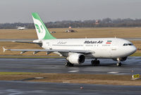 F-OJHI @ EDDL - at dus - by Volker Hilpert