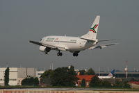 LZ-BOP @ EBBR - several seconds before landing on rwy 25L