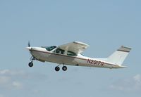 N2017Q @ KOSH - Cessna 177RG