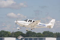 N432BC @ KOSH - SR22