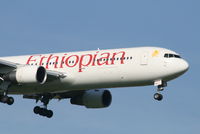 ET-AMF @ EBBR - descending to rwy 02