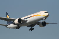 VT-JEK @ EBBR - arrival of flight 9W229 to rwy 02