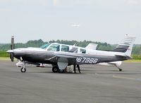 N67986 @ TTA - Last minute checks - by John W. Thomas