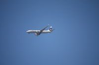 N320AS @ RNT - LOS ANGELES-SEATTLE - by NORTHWESTERN