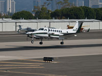 N4YS @ KSMO - N4YS arriving on RWY 21 - by Torsten Hoff