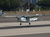 N21GS @ KSMO - N21GS arriving on RWY 21 - by Torsten Hoff