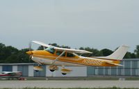 N9886E @ KOSH - Cessna 182P
