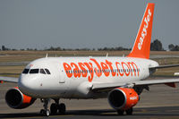 G-EZDI @ BUD - Airbus A319-111 - by Juergen Postl