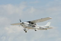 N2376R @ KOSH - Cessna 182S