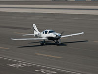 N1253Y @ KSMO - N1253Y taxiing - by Torsten Hoff