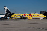 D-AGEJ @ VIE - TUIfly Boeing 737-300