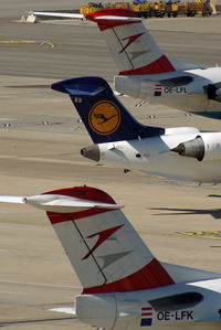 OE-LFK @ VIE - Austrian arrows Fokker F-70