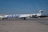 S5-AAN @ VIE - Adria AIrways Regionaljet 900