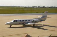 N137JC @ CID - Taxiing for departure from Landmark FBO