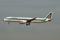 I-BIXM @ EBBR - flight AZ156 is descending to rwy 20 - by Daniel Vanderauwera