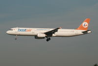 TC-TUB @ EBBR - descending to rwy 20