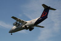 OO-DWI @ EBBR - descending to rwy 25R