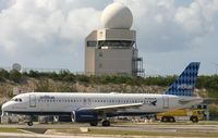 N644JB @ TNCM - taxing to holding point A - by daniel jef