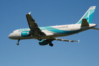 EC-KDT @ EBBR - flight VY7060 is descending to rwy 25R - by Daniel Vanderauwera