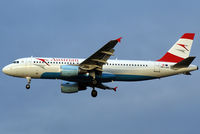 OE-LBO @ VIE - Austrian Airlines Airbus A320-214 - by Joker767