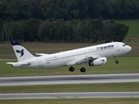 EP-IEA @ VIE - Iran Air A 320 -  normally visits Vienna with A 310 or A 300-600 - by P. Radosta - www.austrianwings.info