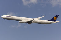 D-AIHW @ EDDF - lefthand turn after take off from RW25R - by FBE