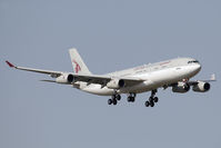A7-HHK @ LOWW - Qatar Airways A340-200 - by Andy Graf-VAP